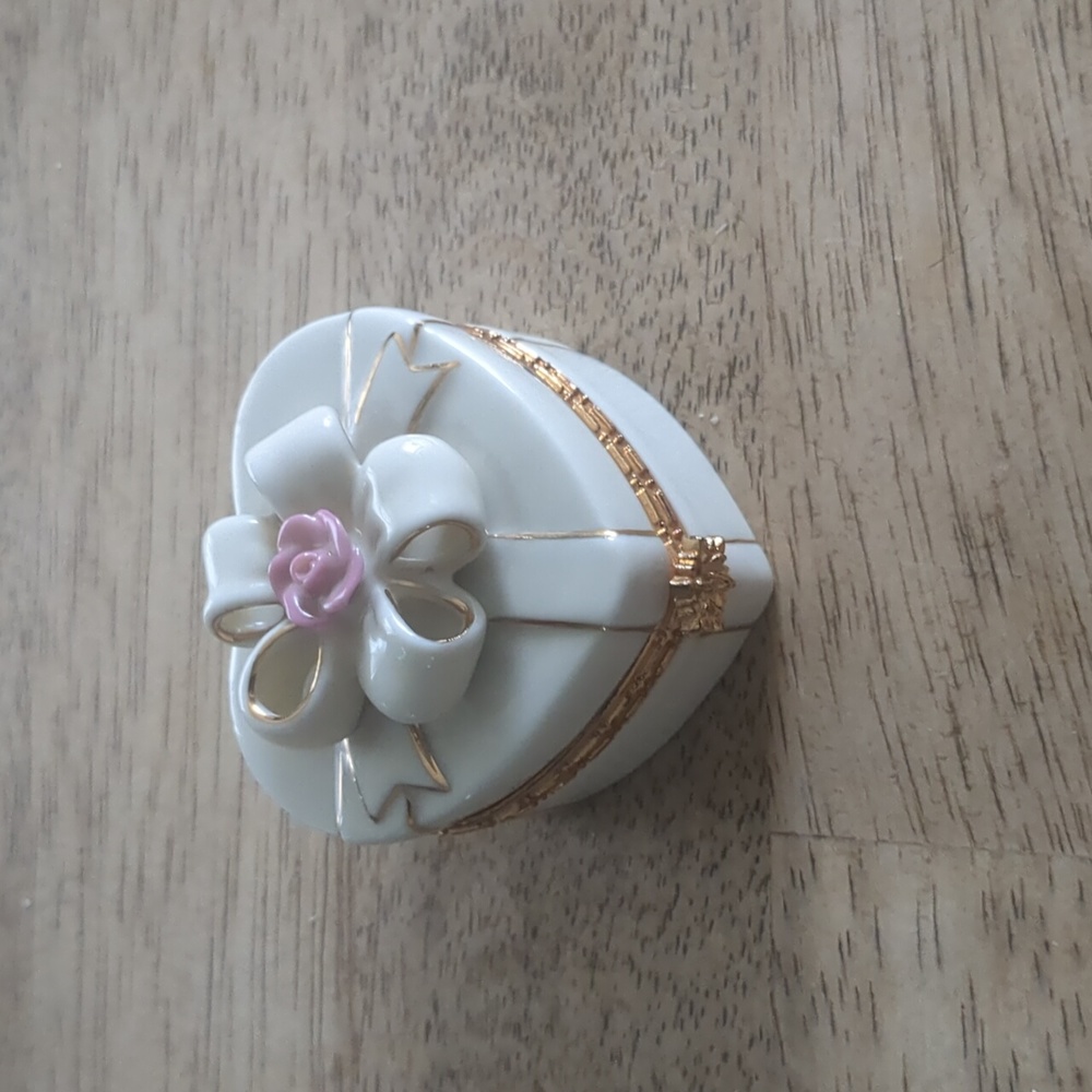 Lenox Hinged Trinket Box